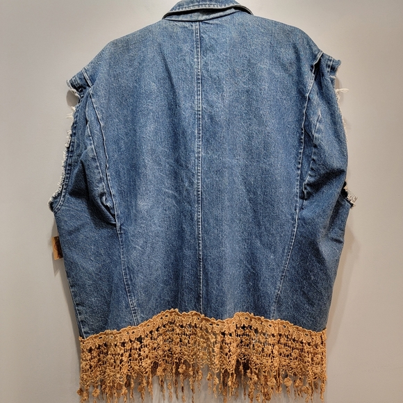 Upcycled Vintage Gypsy Boho Denim Jacket Kimono Crochet Fringe - Picture 10 of 15